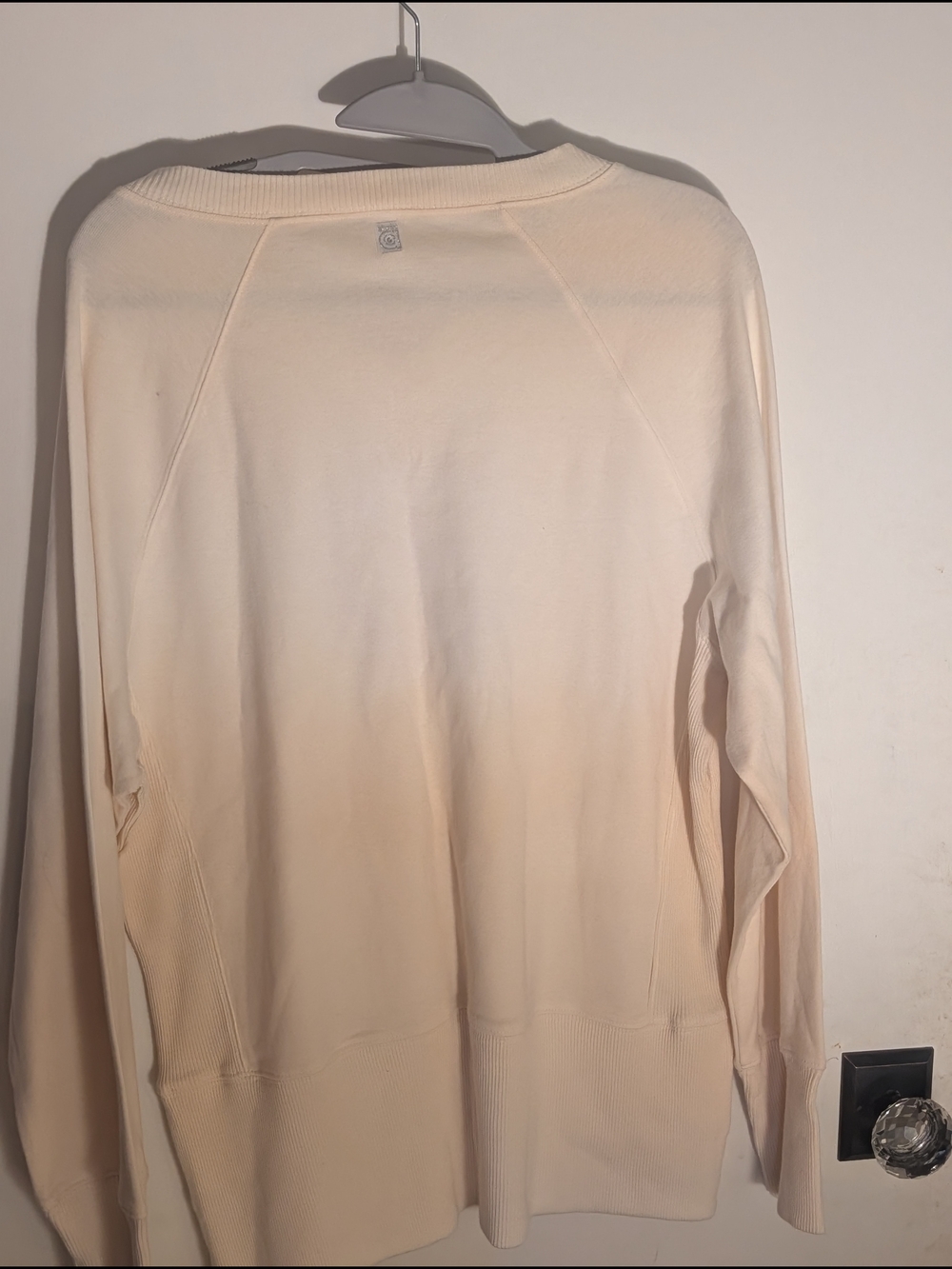 adidas Women’s Cream V-Neck Sweatshirt with Pink Logo - Picture 5 of 8
